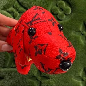 Novelty Black and Red Small Dog Gold Keychain with two logo charms